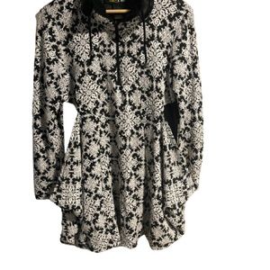 Pure Black and White Tunic